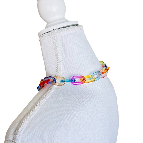 NWT Rainbow Multicolor Plastic Block Chain Iridescent Butterfly Necklace - Picture 3 of 4